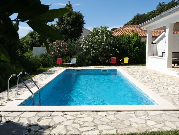 Ferienhaus für 10 Personen, mit Pool und Garten auf Rab - 2