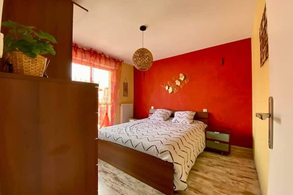 Entire apartment, Charming T3 Apartment in the Heart of Gap in Gap, Gap region