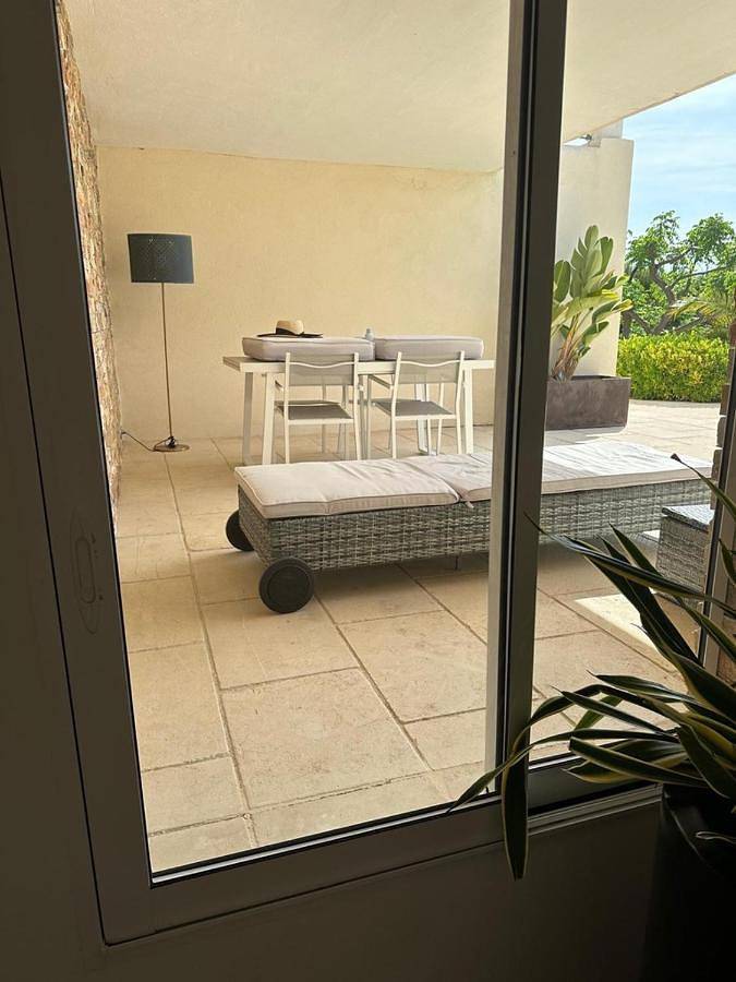 Maison d’hôte pour 4 personnes, avec piscine et vue ainsi que terrasse et jardin à La Cadière-d'Azur - 3