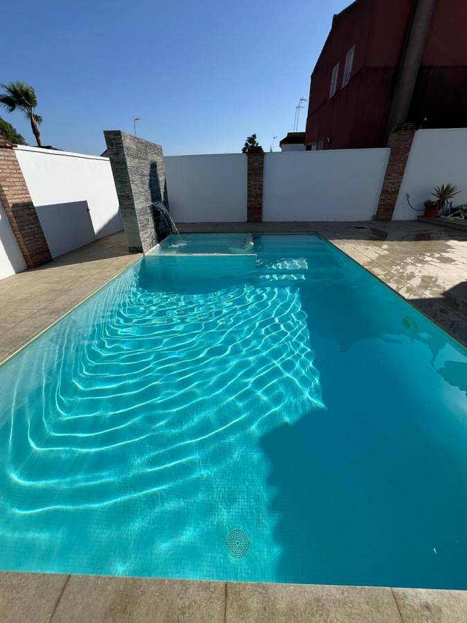 Location de vacances pour 4 personnes, avec jardin ainsi que jacuzzi et piscine à Alcalá de Guadaíra - 3