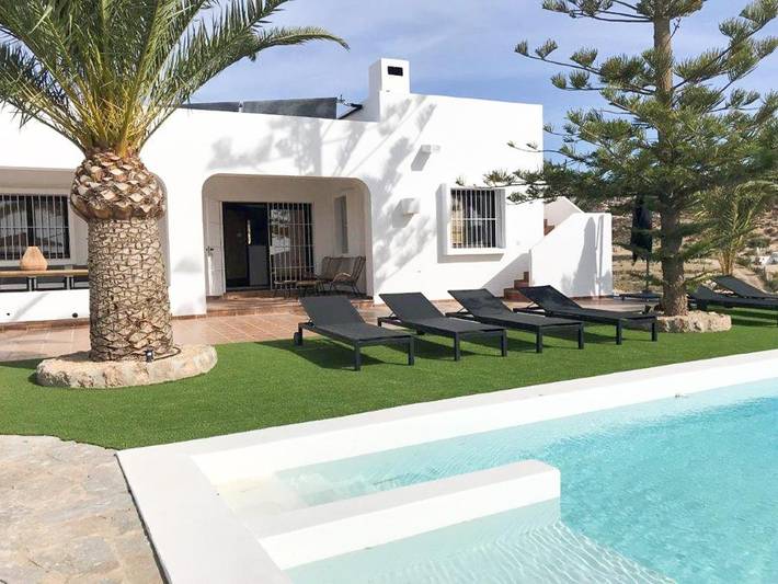 Chalet para 6 personas, con jardín además de piscina y vistas en Cabo de Gata - 2