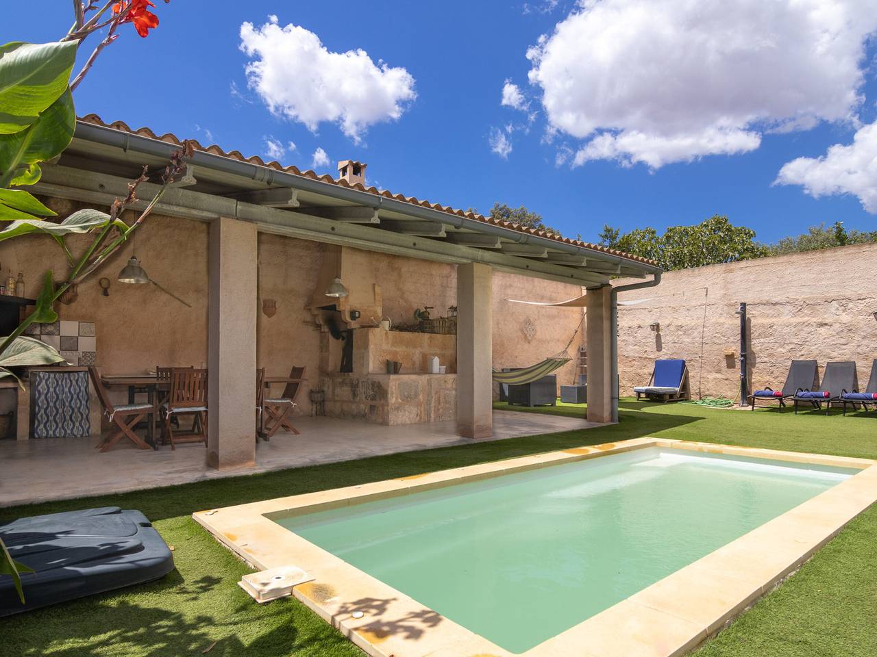 Villa acogedora en Ariany con piscina privada, aire acondicionado y aparcamiento seguro in Ariany, Interior de Mallorca