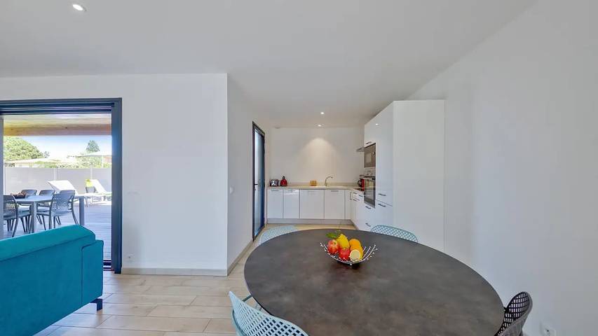 Villa pour 9 personnes, avec terrasse et piscine dans Cala Rossa - 2