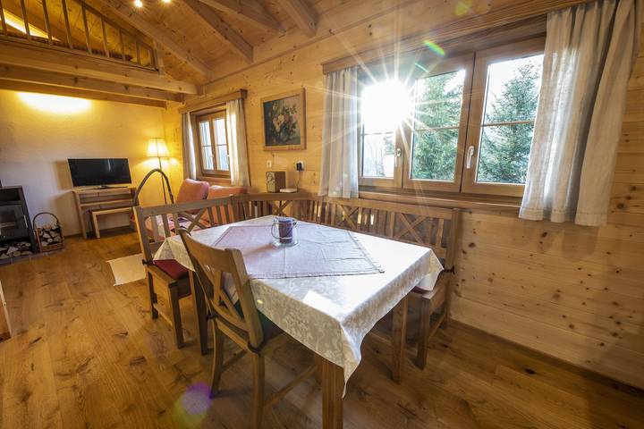 Chalet für 4 Personen, mit Terrasse und Garten sowie Ausblick in Oberösterreich