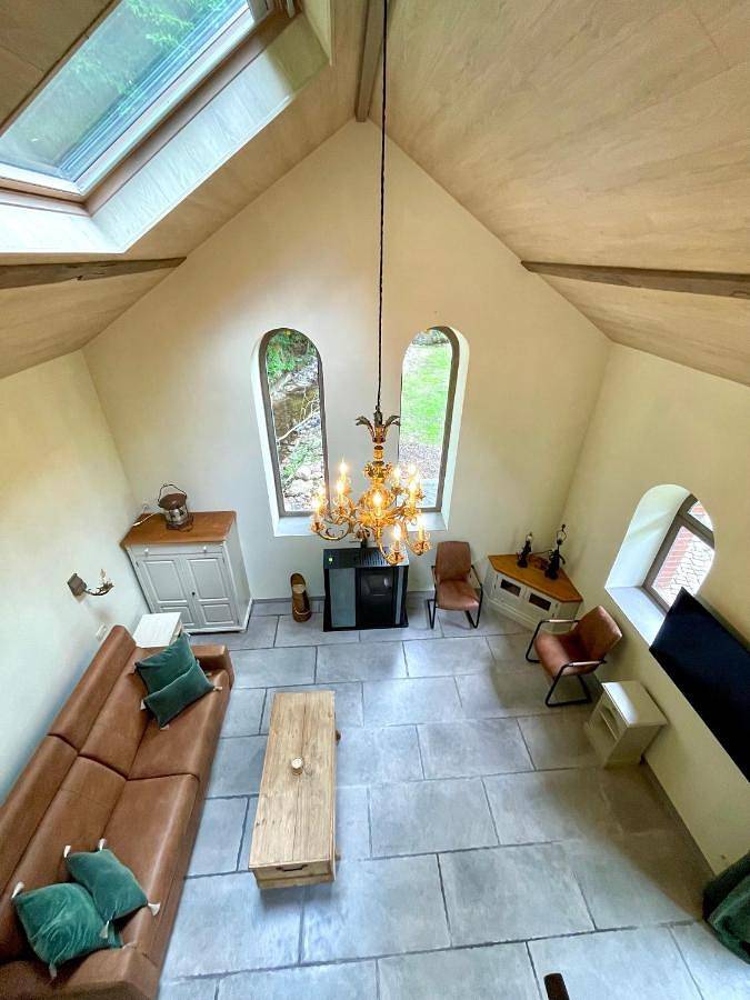 Location de vacances pour 2 personnes, avec piscine ainsi que vue et jardin à Haybes - 4