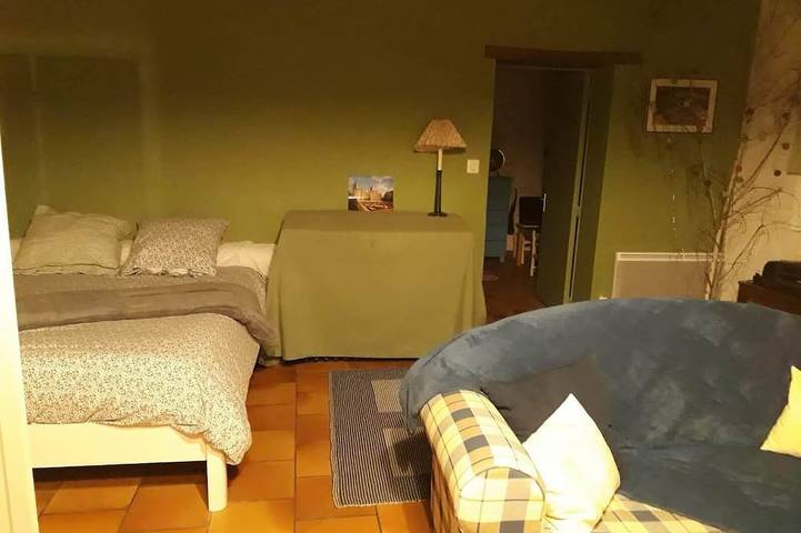 Gîte pour 7 personnes, avec terrasse et jardin à Saint-Jean-Saint-Germain - 3