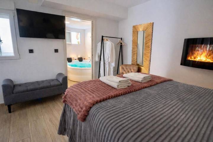 Gîte pour 3 personnes, avec Jacuzzi ainsi que Terrasse et Piscine à Mérida - 3