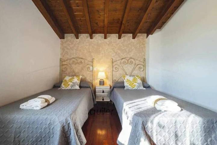 The House Azul of Perlleces. Full house surrounded by nature in Cangas de Onis in Cangas de Onís, Côte Cantabrique