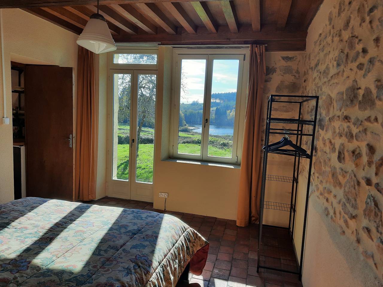 Gîte de l'Étang in Villapourçon, Parc naturel régional du Morvan