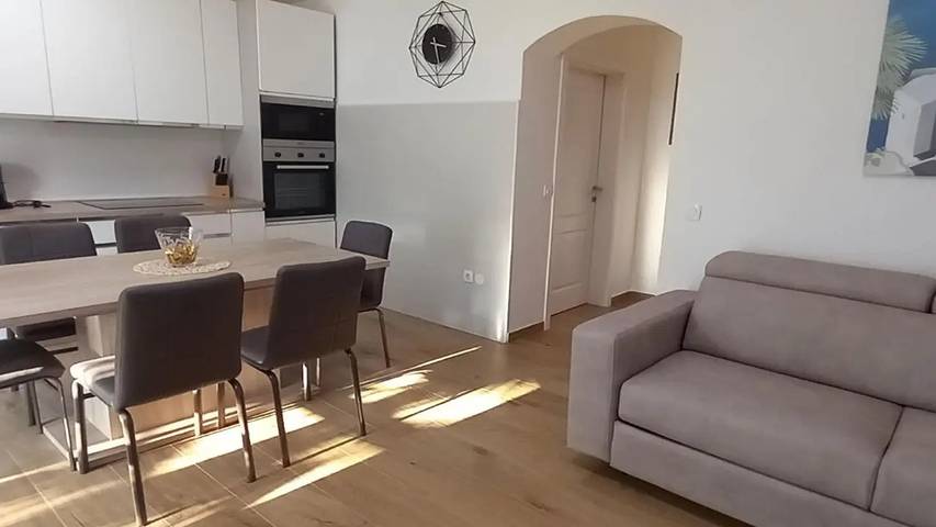 Ferienhaus für 5 Personen, mit Pool und Terrasse in Privlaka