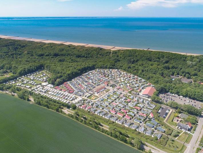 Camping voor 5 personen, met Terras en Tuin in Walcheren