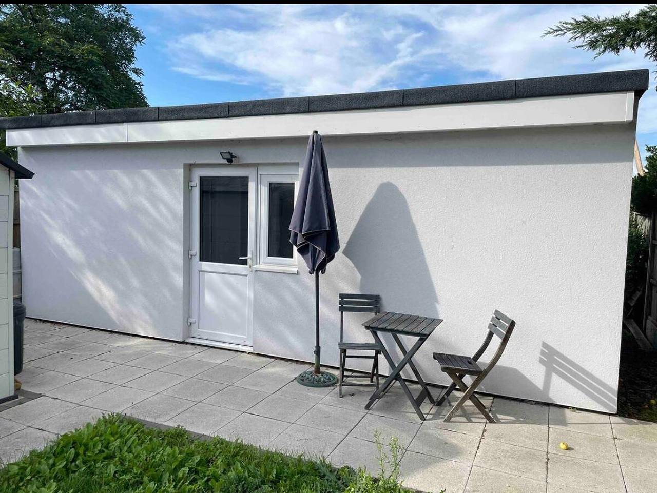 Entire studio, Ldn Studio-Free Parking-15 min to Elizabeth Line in Barking and Dagenham, London