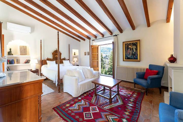 Traditional  House. Ideal For Family. Private  Pool. Wifi With Fiber. A/C. in Deià, Coast of Mallorca