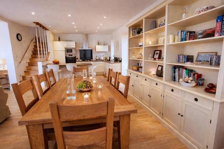 Location de vacances pour 6 personnes, avec jardin et vue, animaux acceptés à La Vicomté-sur-Rance - 4