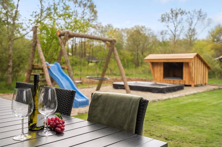 Ferienhaus für 8 Personen, mit Whirlpool und Terrasse sowie Pool und Sauna in Arrild - 2
