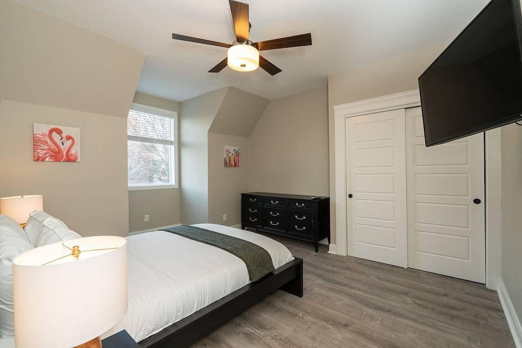 Neu renoviertes Stadthaus 1 von 2 - Central West End | Jz Vacation Rentals in St. Louis, Missouri