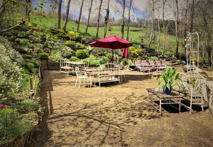Gîte pour 12 personnes, avec jardin et terrasse dans la Loire - 3
