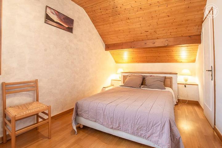 Location de vacances pour 6 personnes, avec jardin à Drumettaz-Clarafond - 2