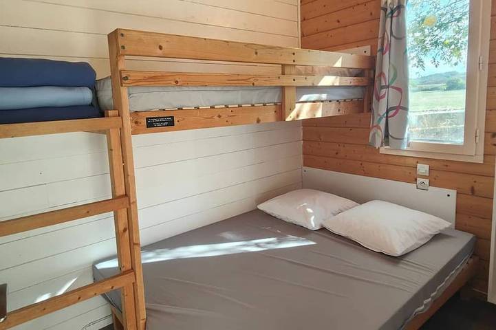 Gîte pour 5 personnes, avec terrasse et piscine à Montlaur (Midi-Pyrénées) - 3