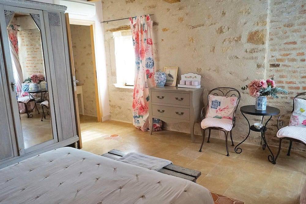 Stunning home in Ruffey Les Beaune in Ruffey-lès-Beaune, Beaune region