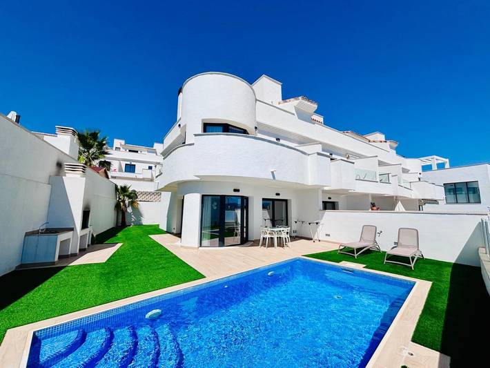 Ferienhaus für 5 Personen, mit Pool und Terrasse sowie Garten - 1