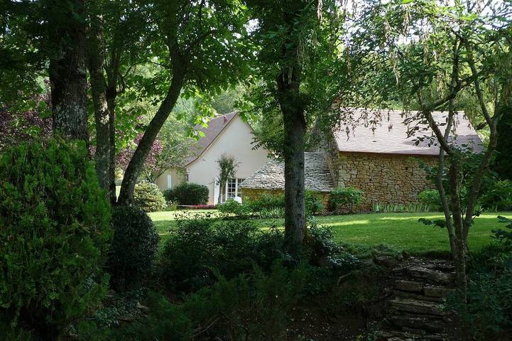 Ferienhaus für 3 Personen, mit Terrasse und Garten