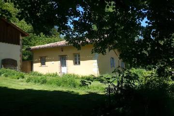 Gîte pour 6 personnes, avec terrasse et jardin à Hinx (Landes)
