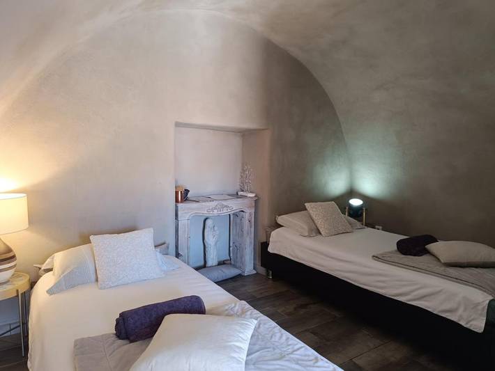 Chambre d’hôte pour 5 personnes, avec jacuzzi ainsi que terrasse et jardin dans Haute-Corse - 2