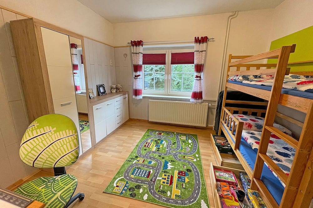 Ganze Wohnung, Ferienwohnung Kriesten in Bad Brambach, Chemnitz und Umgebung