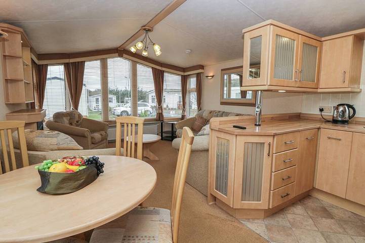 Log cabin for 4 people, with garden in Falkirk