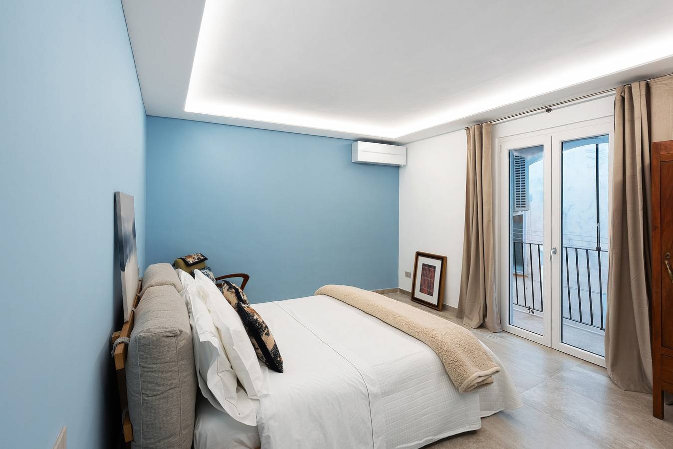 Ferienhaus 'Civico 32' mit Meerblick, Wlan und Klimaanlage in Salerno, Tyrrhenische Küste Kampanien