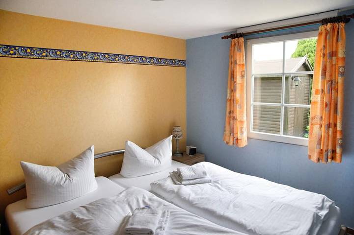 Ferienhaus für 4 Personen, mit Garten in Mönkebude - 2