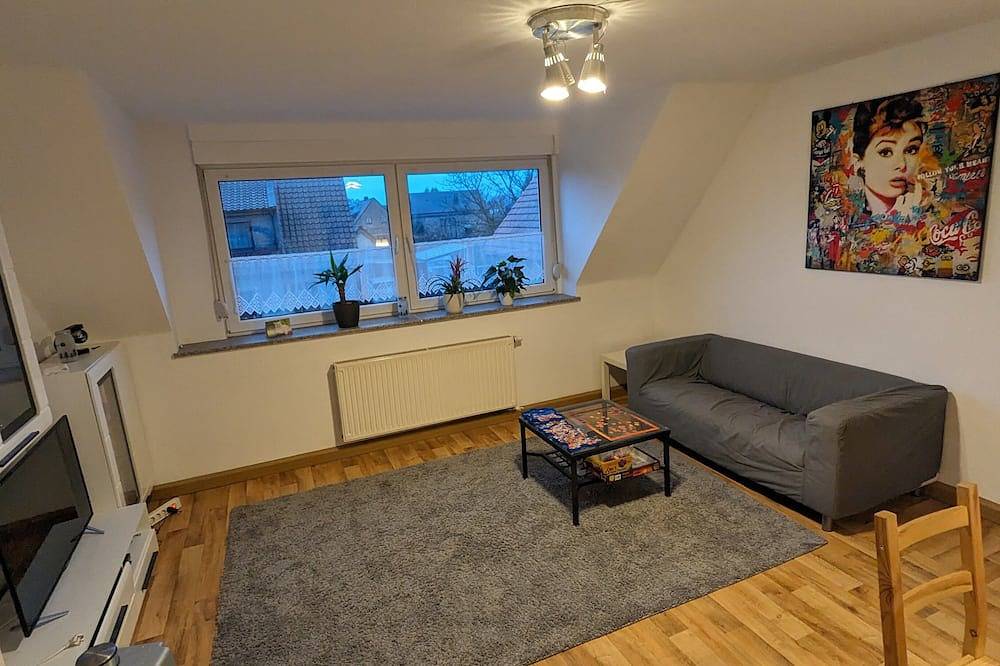 Ganze Wohnung, Gemütliche Dachgeschoßwohnung mit 2 Schlafzimmern in Pfalzdorf in Goch, Niederrhein