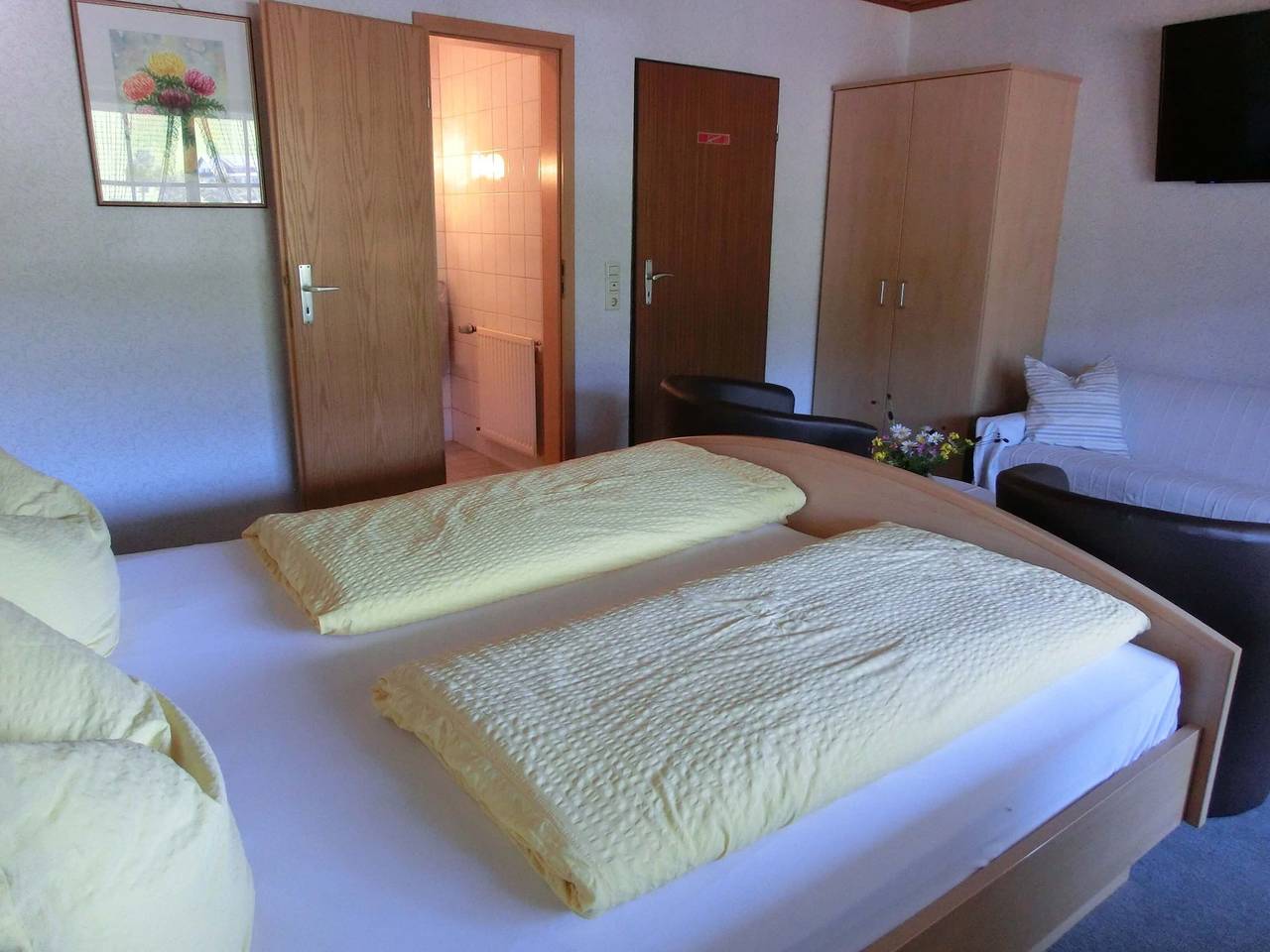 Ganze Ferienwohnung, Kempfenhof - Zimmer Nr. 4 mit Balkon in Oberharmersbach, Mittlerer Schwarzwald