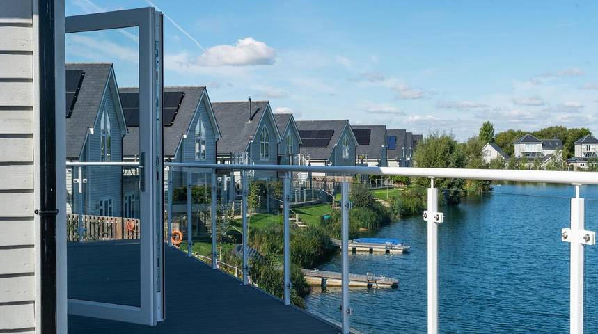 Ferienhaus für 8 Personen, mit Seeblick und Terrasse sowie Ausblick, mit Haustier in The Cotswolds - 3