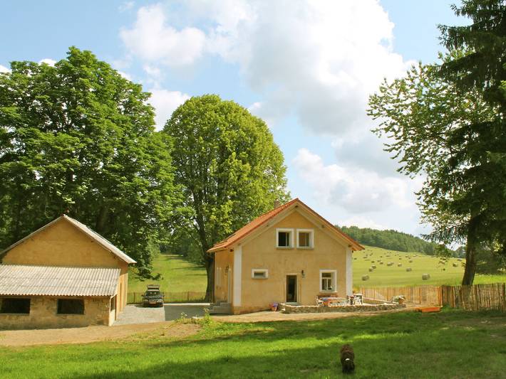 Vakantiehuis voor 8 personen, met Terras en Tuin in West-Bohemen
