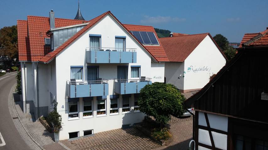 Pension für 3 Personen, mit Balkon/Terrasse im Kraichgau