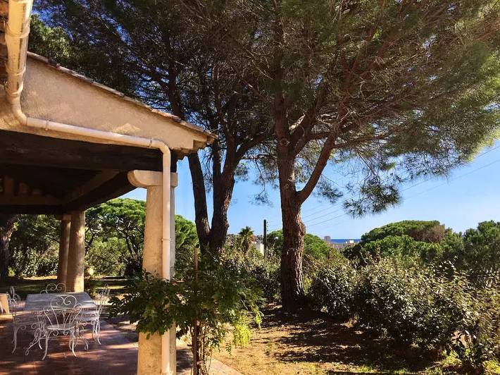 Location de vacances pour 8 personnes, avec terrasse à Sainte-Maxime