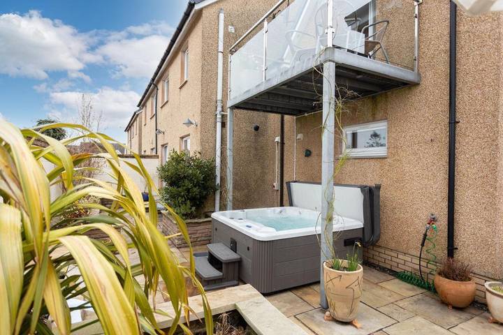 Holiday rental for 6 people, with Hot tub and Terrace as well as Garden in Castle Douglas