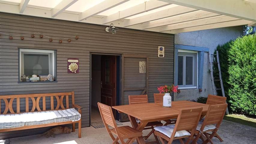 Chambre d’hôte pour 2 personnes, avec Terrasse ainsi que Jardin et Vue