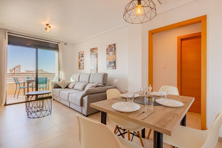 Ferienwohnung für 4 Personen, mit Balkon und Pool