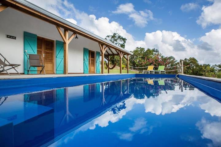 Chalet para 8 personas, con vistas además de piscina y jardín - 1