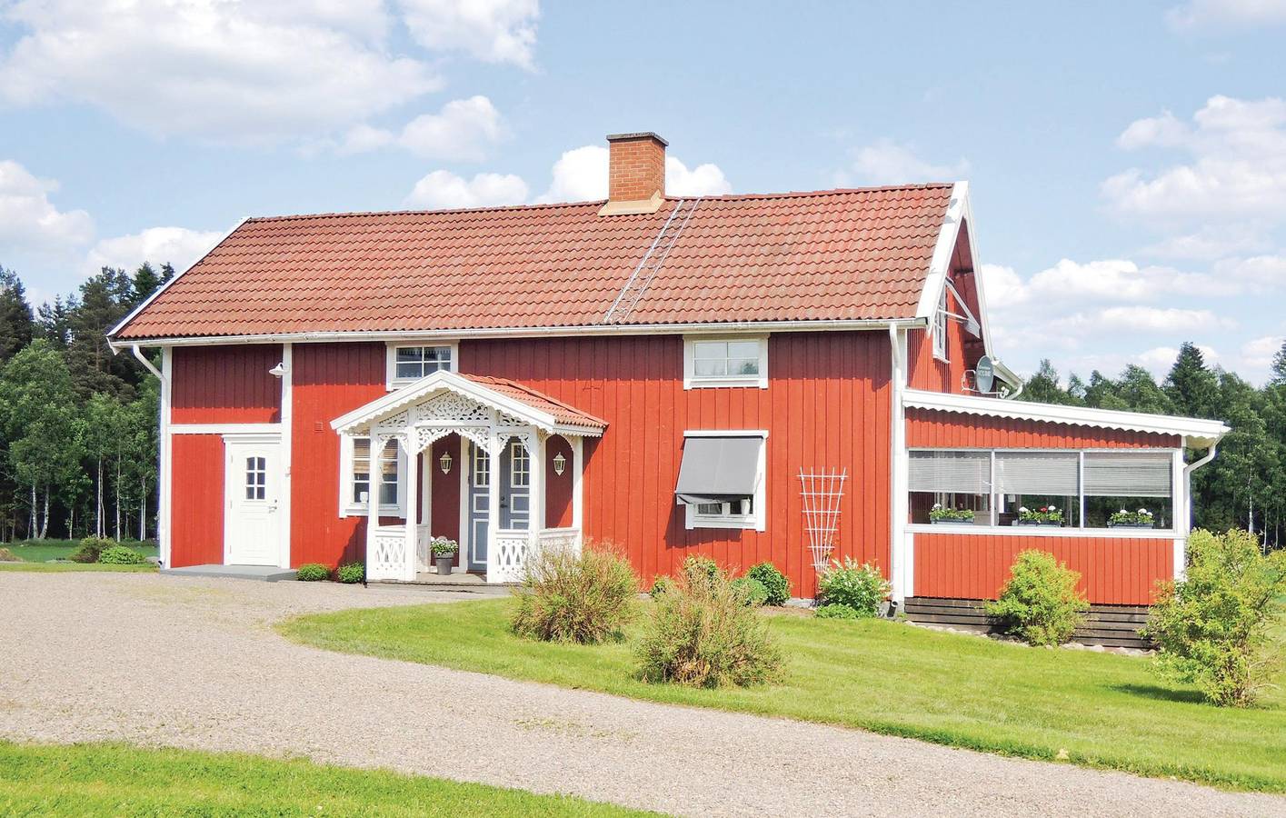 Hus för 8 Personer, med terass och trädgård