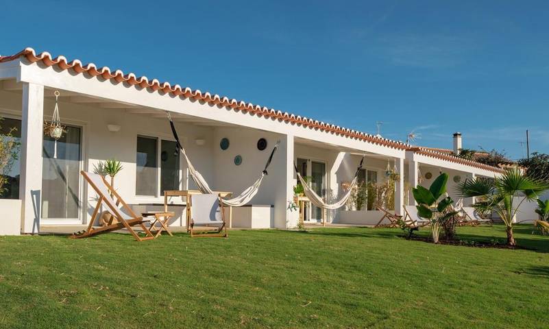 Casa de vacaciones para 3 personas, con vistas y jardín - 1