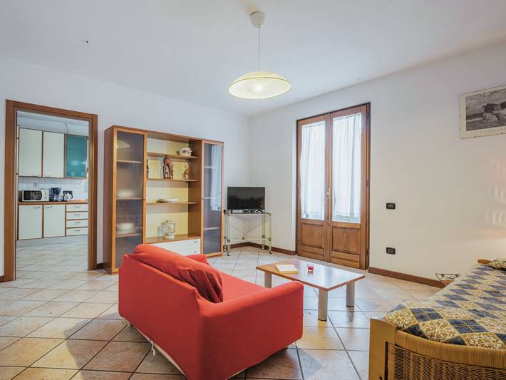 Ferienwohnung für 5 Personen, mit Balkon und Garten in Marina di Massa - 4