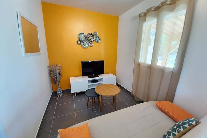 Gîte pour 5 personnes, avec piscine ainsi que terrasse et jardin à Galéria - 3