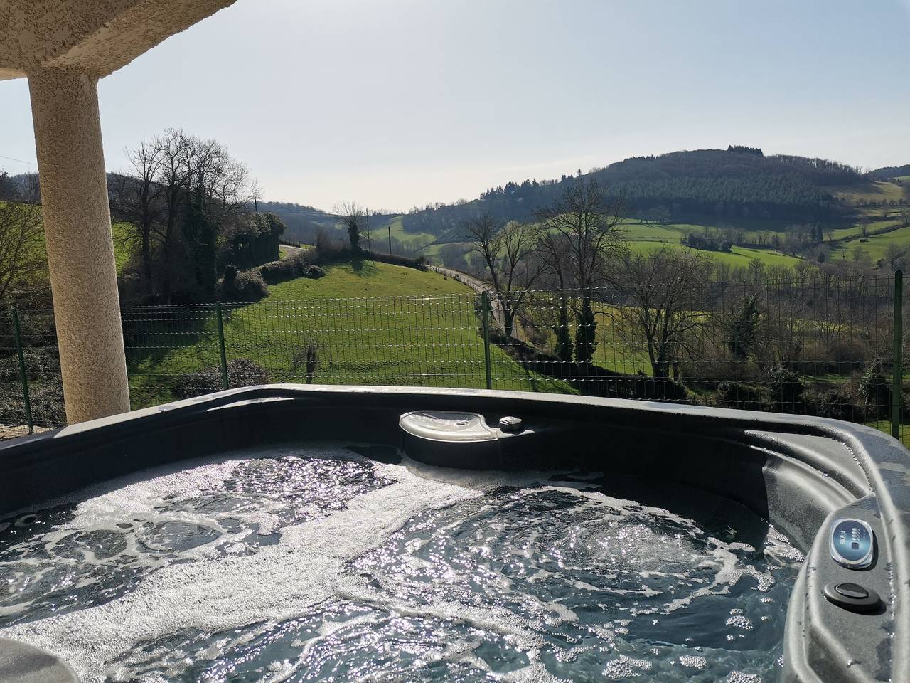 Gite "La Grange" en Sainte Colombe / Gand: Encanto rural para familias y amigos in Sainte-Colombe-sur-Gand, Región de Roanne