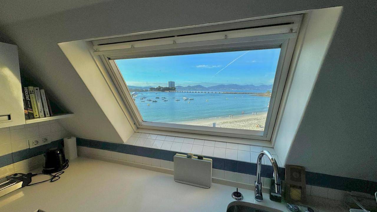 Apartamento entero, Atico en la playa de Canido - Homey Galicia in Praia do Xunqueiro (Vigo), Vigo