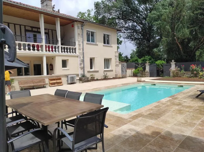 Maison de vacances pour 9 personnes, avec jardin et piscine, animaux acceptés - 1