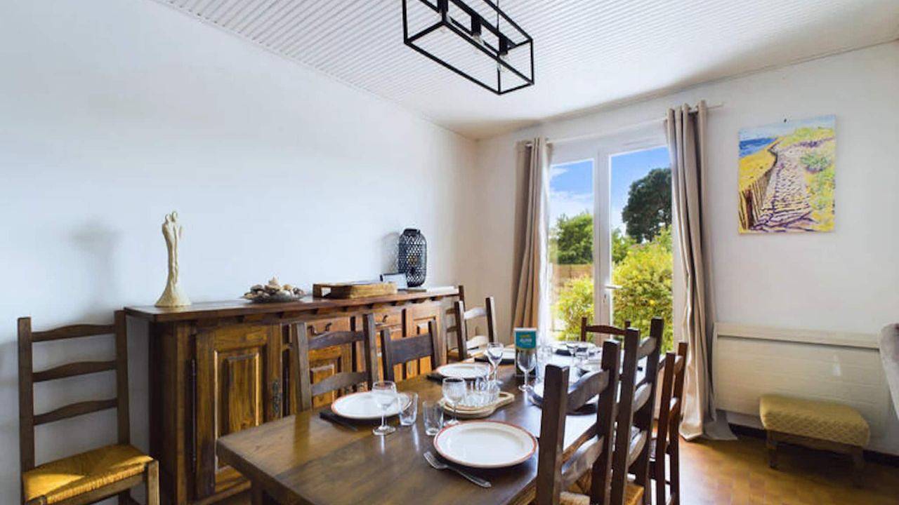 Entire holiday apartment, Ferienwohnung für 8 Personen (120 m²) in Saint-Nicolas-de-Brem in Brem-sur-Mer, Loire Valley